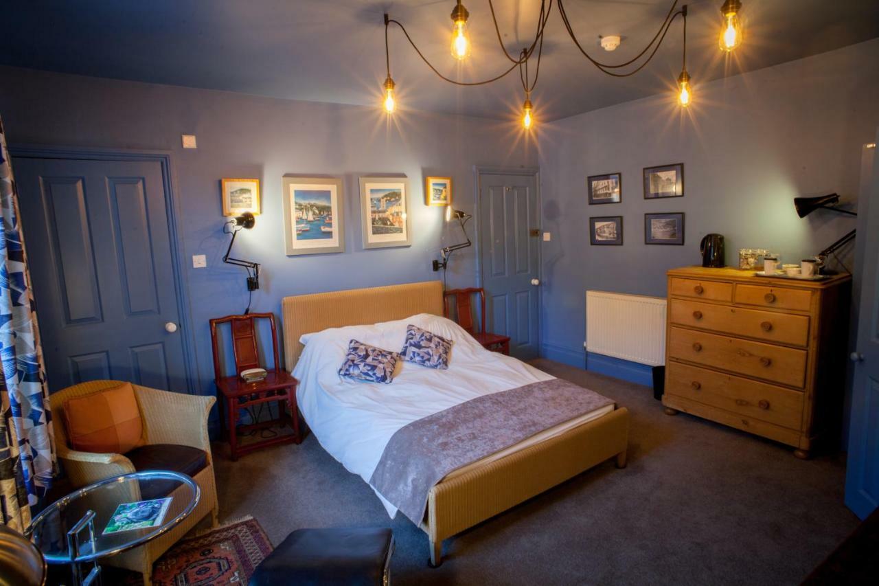 Hill View House Bed & Breakfast Дартмут Екстериор снимка