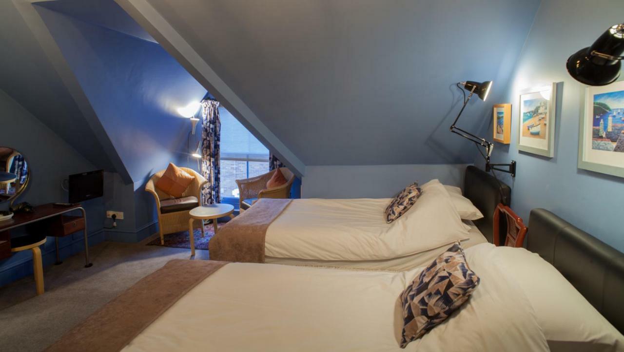 Hill View House Bed & Breakfast Дартмут Екстериор снимка
