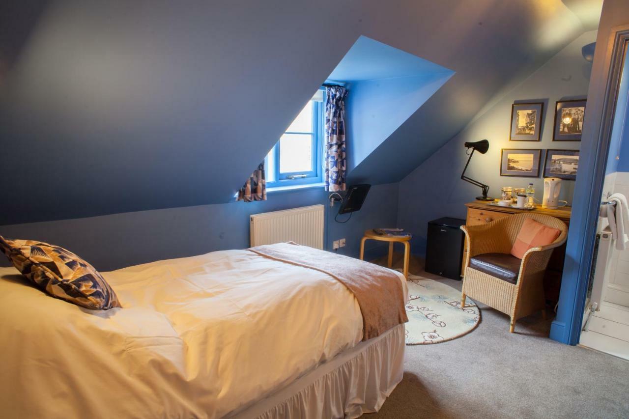 Hill View House Bed & Breakfast Дартмут Екстериор снимка