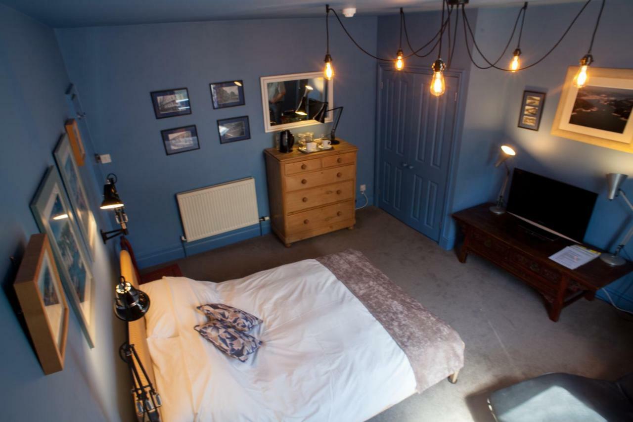 Hill View House Bed & Breakfast Дартмут Екстериор снимка