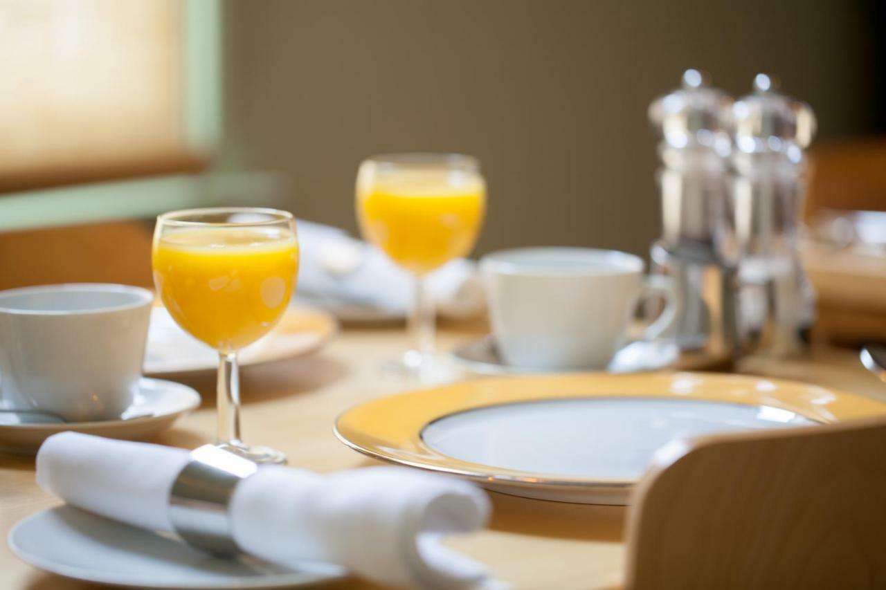 Hill View House Bed & Breakfast Дартмут Стая снимка